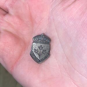 General Service Silver Pin